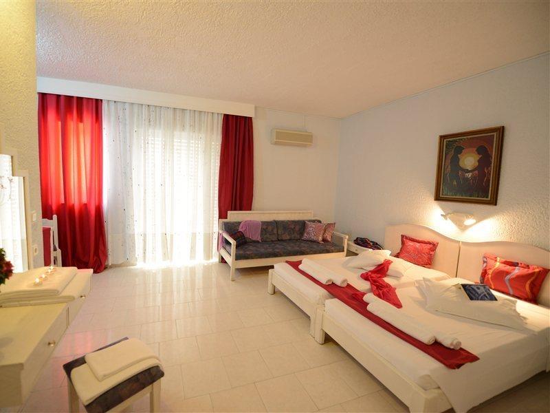 Golden Sun Aparthotel Tigaki Exterior foto